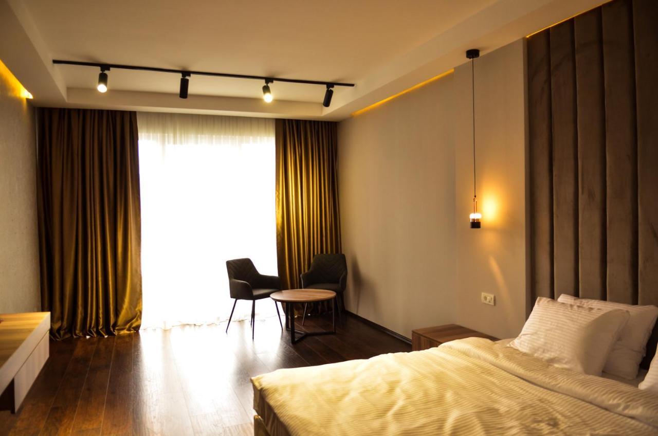 Hotel Cami Debar Extérieur photo