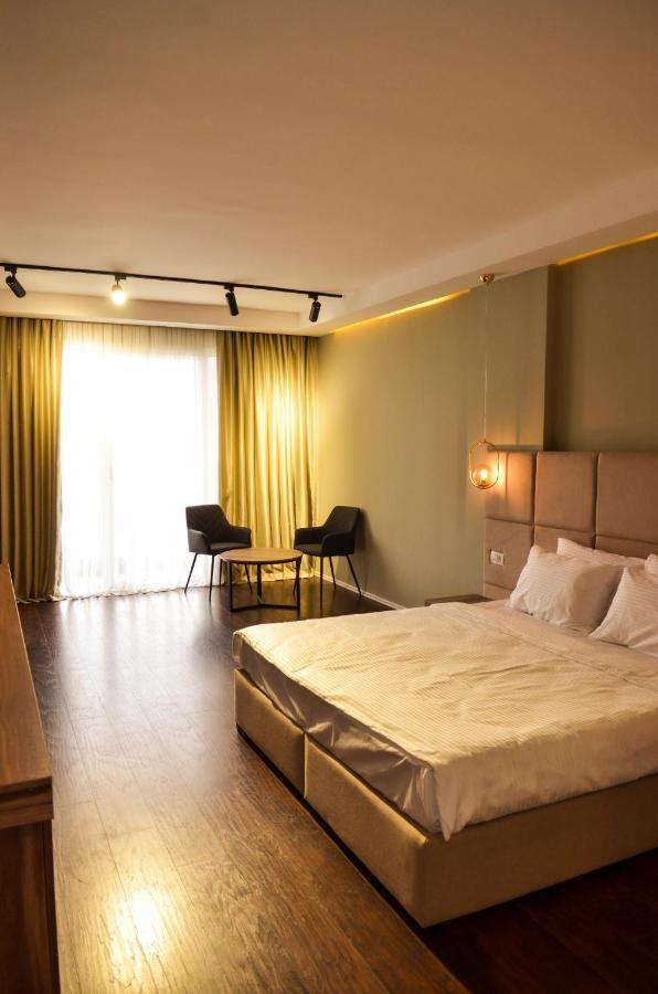 Hotel Cami Debar Extérieur photo