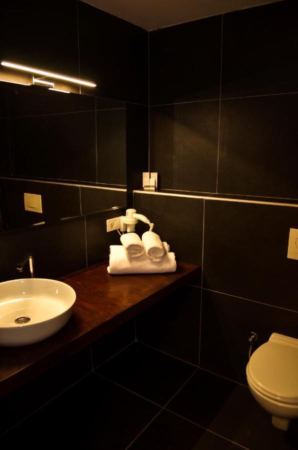 Hotel Cami Debar Extérieur photo