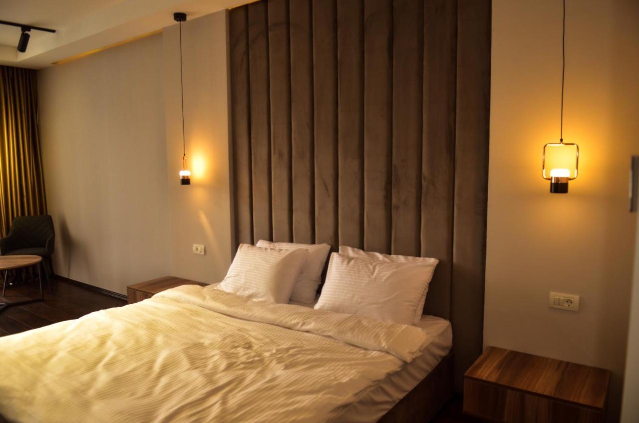 Hotel Cami Debar Extérieur photo