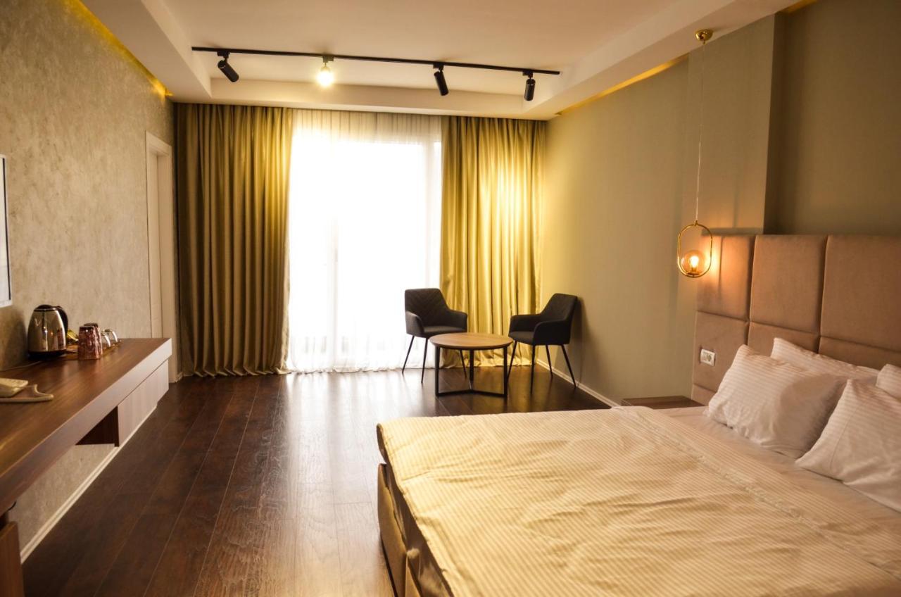 Hotel Cami Debar Extérieur photo